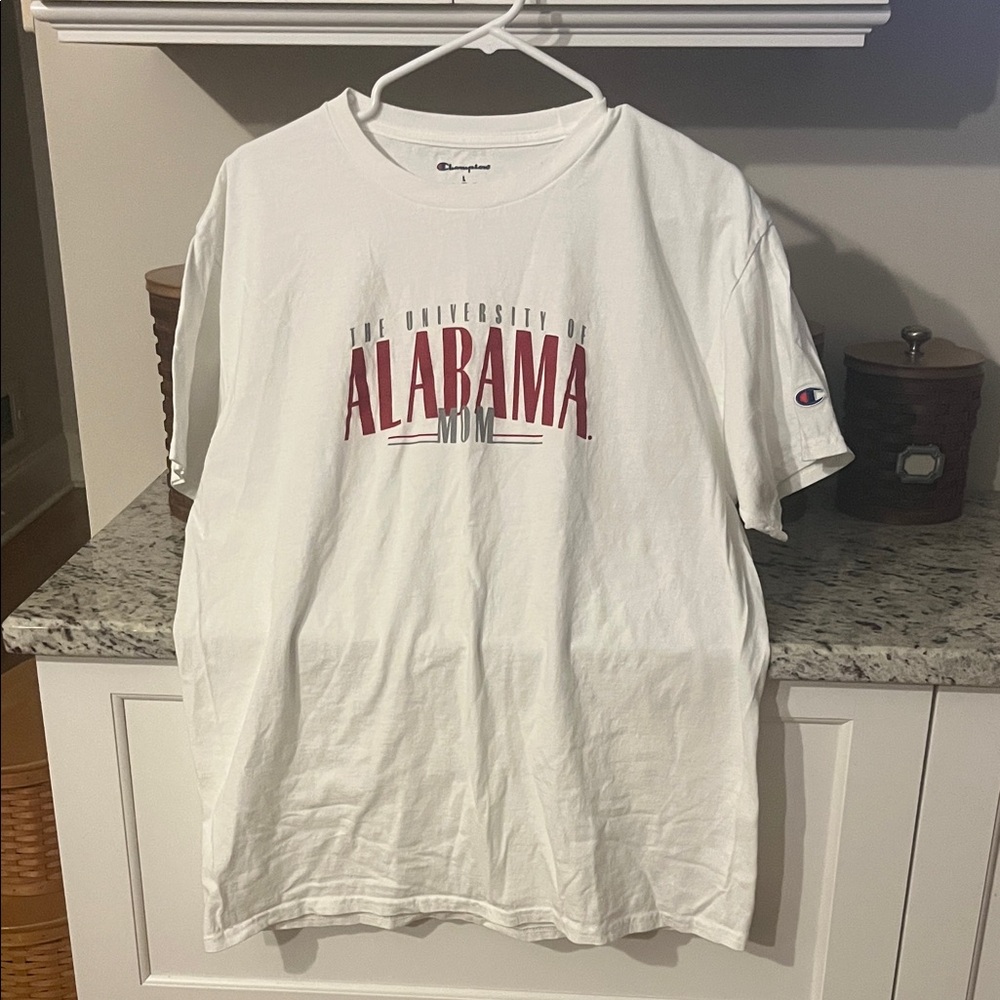 Champion White T-Shirt with Red Alabama Design.  University of Alabama mom